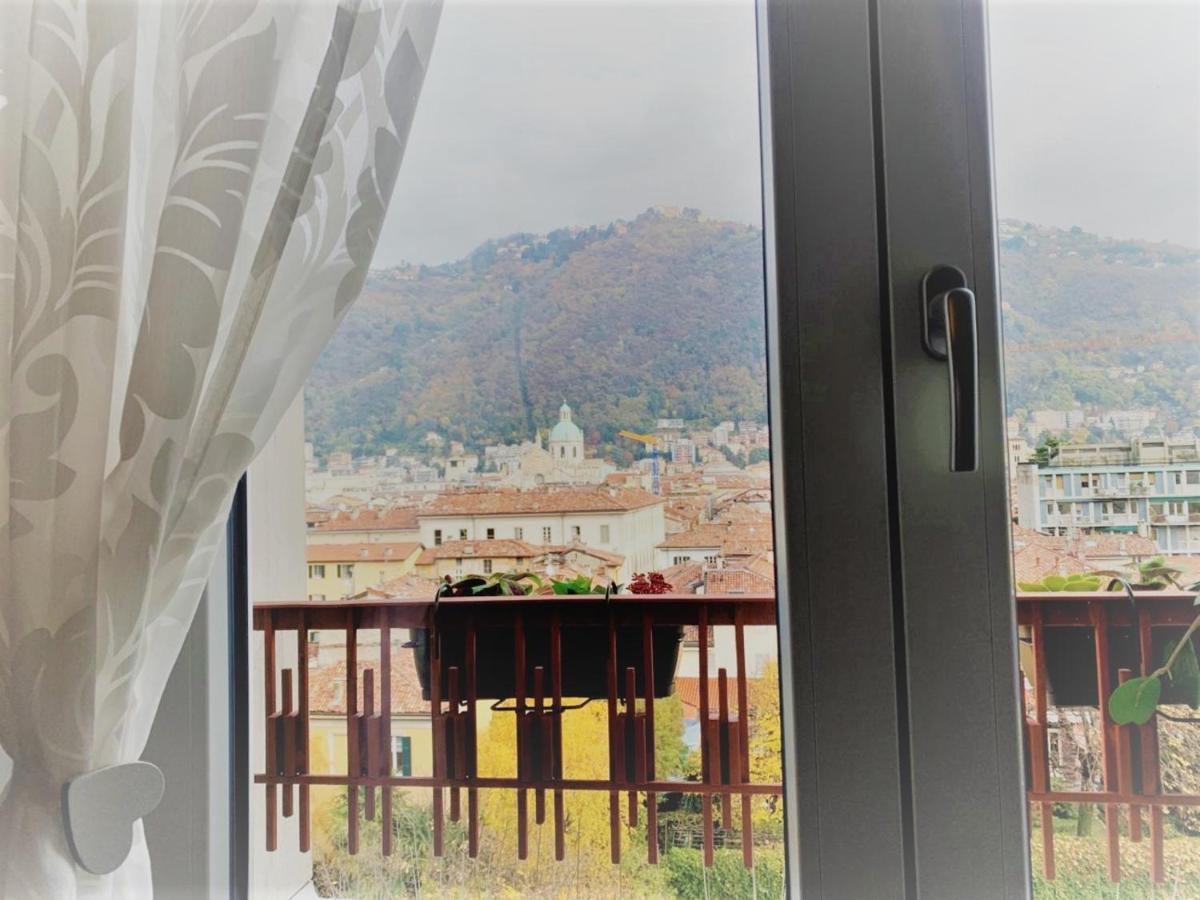 Maison 53 Incantevole Appartamento Vista Cattedrale Di コモ エクステリア 写真